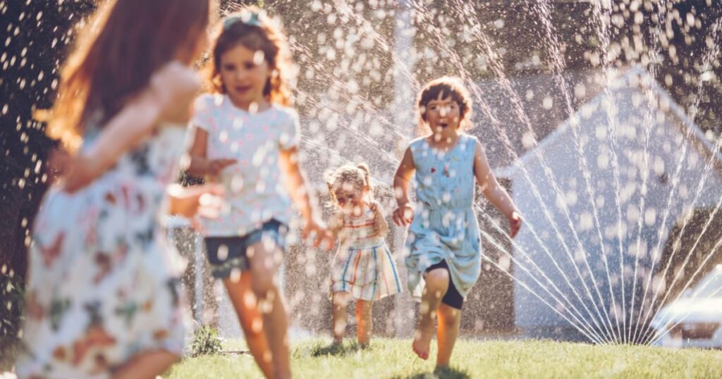 screen free backyard activities for kids in summer